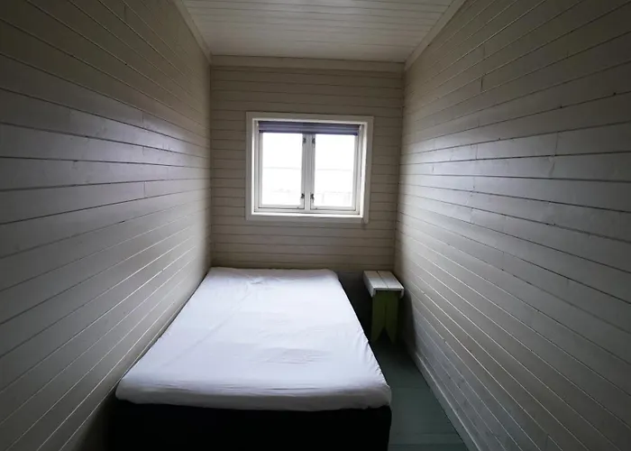 Fisherman's Cabin, Lofoten - 26 Ivarbua *